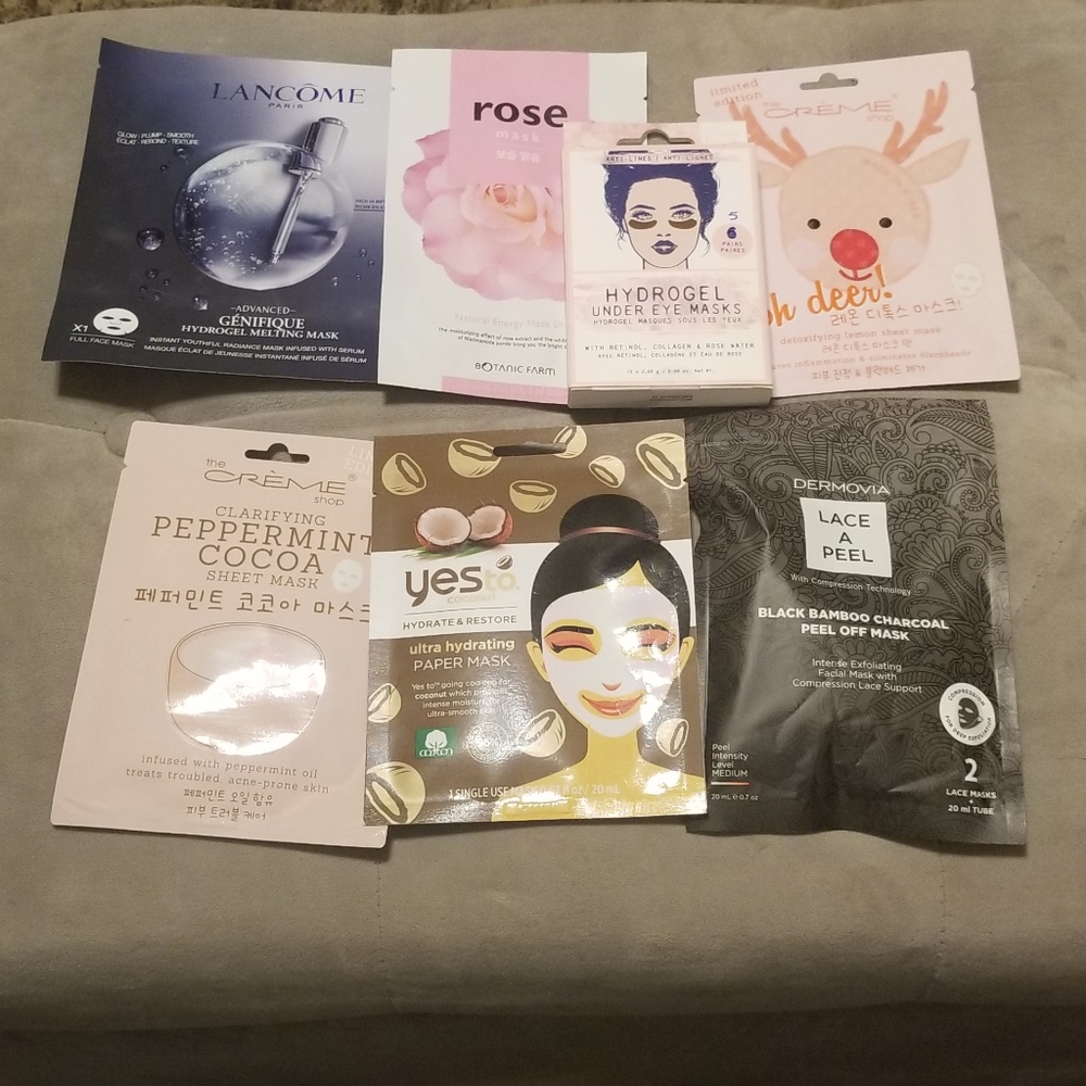 Bundle of facial masks